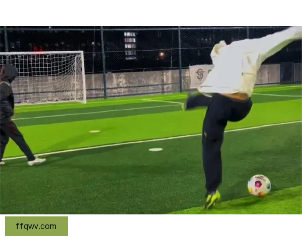 以这射术震撼全场多尔古私人教练晒射门训练集锦视频引热议